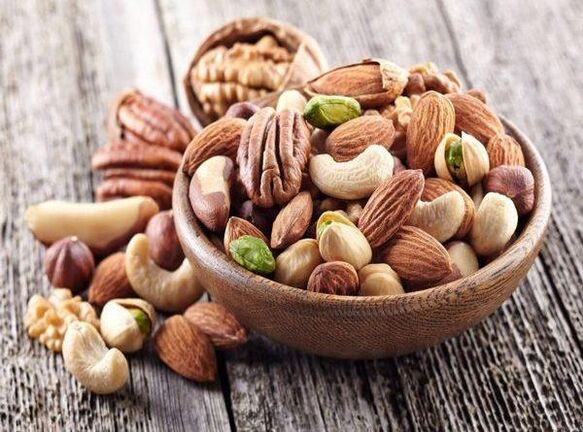 المكسرات مفيدة للفاعلية